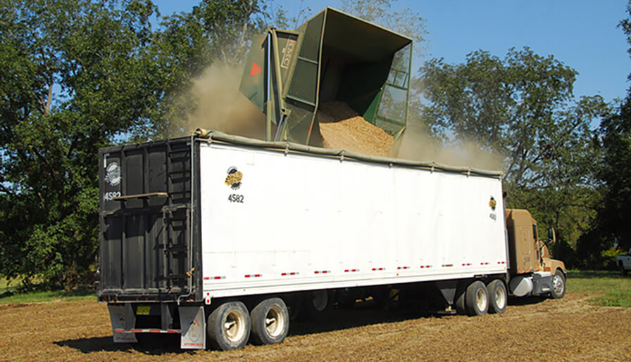 Advanced Trailer Peanut Trailer