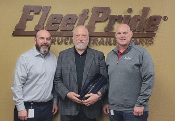 Phillips Industries Receives FleetPride Award