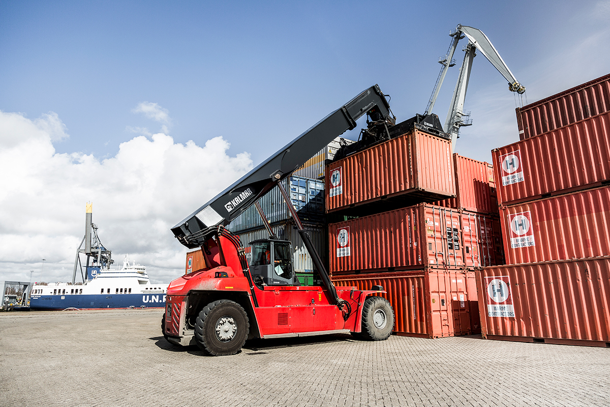 Kalmar Gloria Reachstacker - DRG450