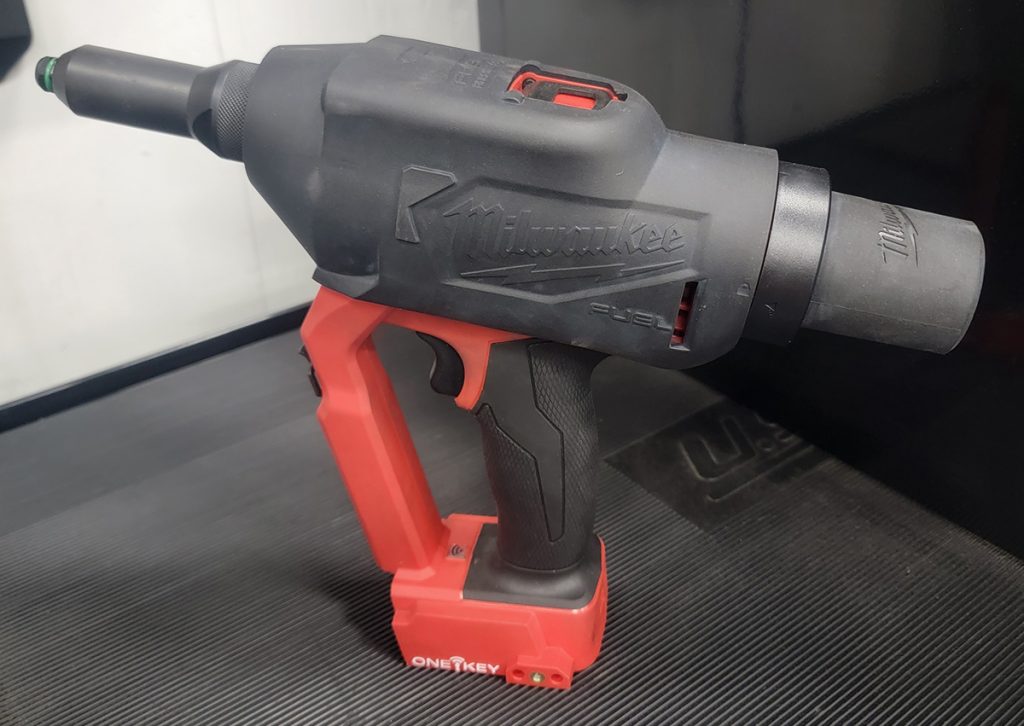 Milwaukee M18 Rivet Tool with Mandrel Stopper